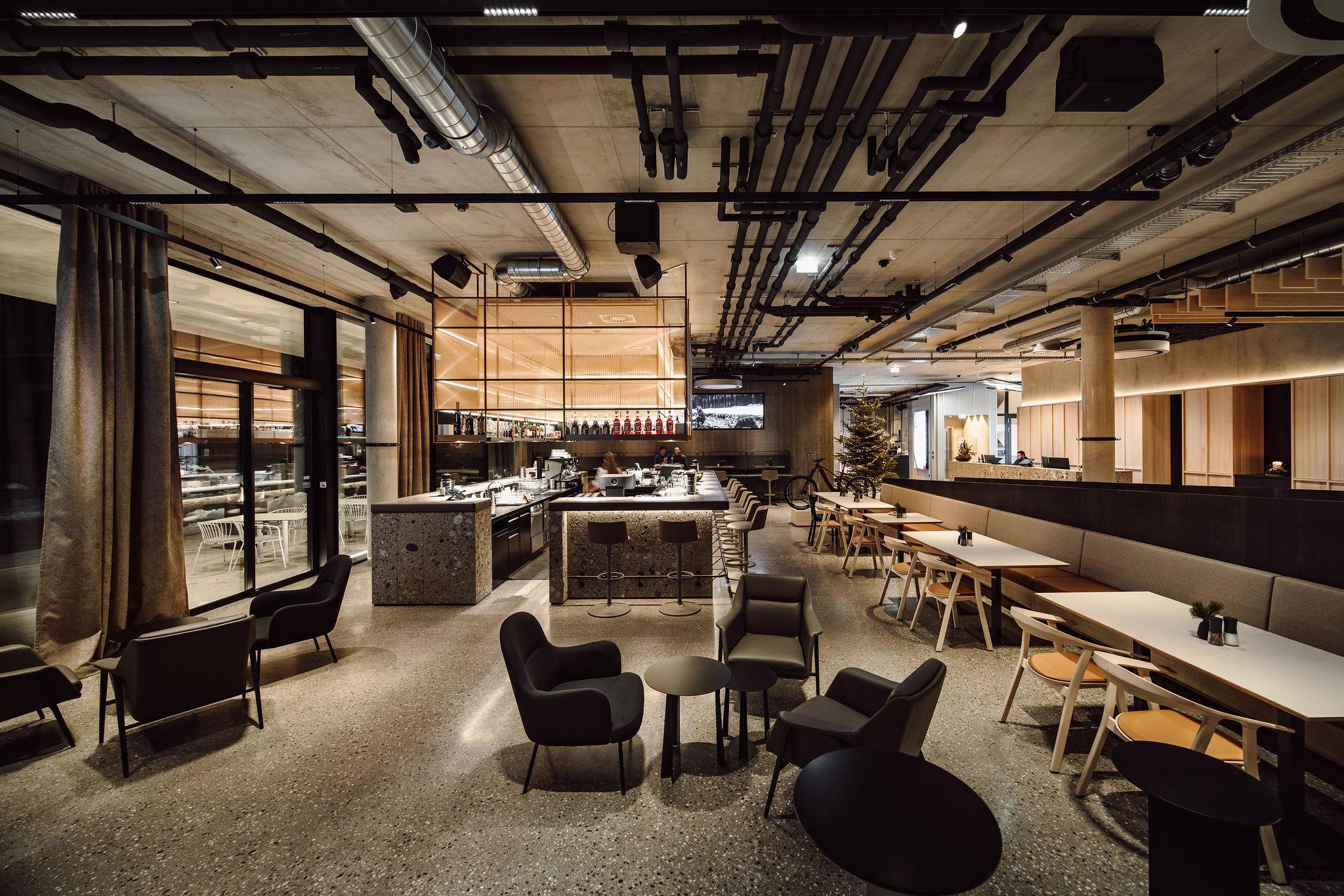 Dips&drops - The First Bike And Hub Hotel 4*